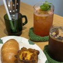 카페케이크와 구움과자 이미지