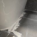 씨유 학익sk뷰점 | 학익SK뷰 화장실 변기 테두리및 주변as 시공