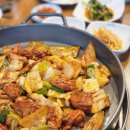 더맛닭 | 의왕 닭갈비 맛집, 깊은 양념의 풍미를 품은 춘천3대맛닭갈비.메밀