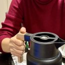 푸른파도 | 네가 뭘 좋아할지 몰라서 나를 준비했어 : 사천고추와 트러플과 두쫀쿠, 연극과 책, 붉은 옷과 푸른 파도