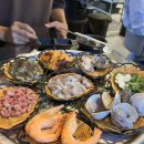 압구정 숙성회사랑 | 오동통한 산낙지와 얼큰한 생대구탕을 맛볼 수 있는 신사동 횟집