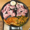 솥뚜껑식당 이미지
