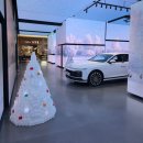 KH 모터스 | 순백이 선사하는 포근함과 화사함을 즐기다. 현대 모터스튜디오 하남 2025 크리스마스 전시 기록