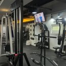 벙커짐 | 머신이 이렇게 많다고? 신곡동헬스장 벙커짐 첫 방문 후기