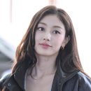 지효가 인천공항에서 그만… 팬들 술렁인 진짜 이유