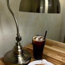 중동로22번길 | 부천 송내동 사진찍기 좋은 카페 카페아루 소금빵 브라우니
