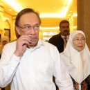 Anwar guilty of sodomy, gets five years jail 이미지