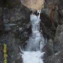 계곡이 있는 풍경 이미지