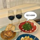 용산-서빙-9 | 메르씨삐삐 | 용산 데이트 맛집 프랑스 감성 용산 소개팅 식당 추천