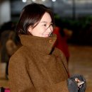 미소머금고 이미지