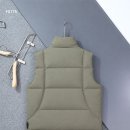 스톤아일랜드 크링클 랩스 하이브리드 와펜 다운 패딩 베스트 이미지