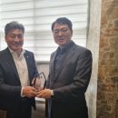 김정욱