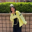 노란색 코디 조합 내셔널지오그래픽 윈드브레이커 바람막이 트레이닝복