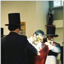 8.묶여져 있는 부대자루 속의 사람이 탈출...염병호(토마스) 이미지