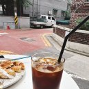 강동구 암사동 골목에 숨어있는 수플레팬케이크 커피 맛집 카페오늘