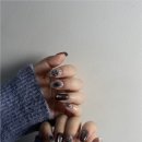 10분샵 부평시장점 | 부평네일샵 블랙자석젤 치크로 완성한 힙한디자인 힛츠네일