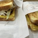 군산대 이삭토스트 이미지