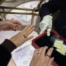 반지로 | 압구정 현대백화점 모녀반지로 까르띠에 트리니티링 스몰 클래식 구매후기