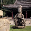 평창 월정사 석조보살좌상 이미지