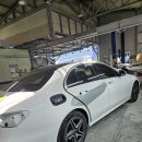 태산자동차정비 | 수리] E250 조수석 뒷문 심각한 파손! 교환 대신 '정밀 판금도색'으로 완벽 복원한 후기 (블루자동차정비)