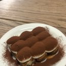 오세요 댕댕이 | 한강진역 카페 추천 티라미수 맛집 마일스톤 커피 한남점