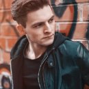 발린 뷰티 이미지