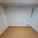 엘에스로45번길 | 붙박이장 철거 후 강마루 외 마무리 작업 당일완성 실제 시공 후기