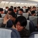 서툰 한국말로 “좋은 날 보길”... 韓구조대, 귀국 비행기서 눈물 쏟았다 이미지
