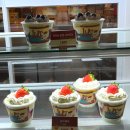 [연남동카페-“쥬리스 크림하우스 연남”] 홍대입구역 생과일 듬뿍 딸기컵케이크맛집🍓🧁