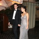 10/18 [올리비아 로드리고 + 루이스 패트리지] 아르마니 에프터 파티에서 나오는 길 이미지