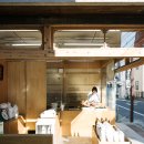 Tokyo rice shop by Schemata Architecture is filled with boxy plywood fittings 이미지