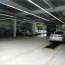 행복한 자동차 정비 이미지