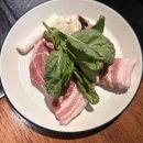 올리브스크린골프 | [대구맛집] 대봉동 맛집|다양한 곁들임으로 즐기는 분위기 좋은 숙성 돼지고기 맛집 '금돈미가'