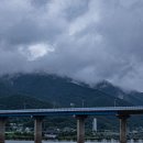 비 개인 후 이미지