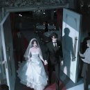 '결혼식에서의 그녀들' 이미지