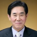 [오피니언 자유칼럼] [自由칼럼] 헌재 판결 성급한 ‘승복’이 남긴 것과 놓친 것 이미지