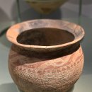 새로운장식 | **새로운 기법으로 장식한 토기(Pottery Decorated with New Techniques)**