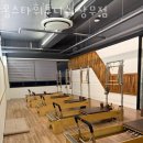 몸스타휘트니스 이미지