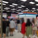 &#34;4단계 앞두고도 34개팀 대기&#34;..이 와중에도 2030 몰렸다 이미지