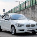 [2013년식/신차급] BMW 1시리즈 118d 어반 5도어 F20 진주색 2013년식 디젤 완전신차 연비(등급) 자동 18.7km/ℓ (1등급) 이미지