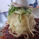 전통밀면 이미지