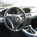 Active steering wheel과 Sports steering wheel 의 차이점이 뭐지요? 이미지