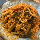 지산2로 | 매콤한 고등어 김치 조림, 솜씨좋은 사장님의 반찬까지 맛보고온 평택, 송탄의 '삼척 생선구이' 후기