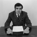 하룬 파로키 회고전 이미지