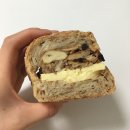 삼삼삼베이커리 | 전주 바게트빵 맛집 | 웬즈데이베이커리 예약 주차 메뉴추천 품절시간