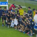 [팀 K리그 vs 맨시티] 팀 K리그 선수들 경기종료 후 단체사진 촬영.gif 이미지