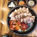 항아리 칼국수 보쌈 이미지