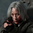 60대 여배우의 등근육 이미지