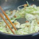 양배추를 "이렇게" 드시면 암세포도 꼼짝 못합니다! 항암효과 입증된 최고의 조합입니다!! 이미지