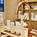 (주)로터스인터네셔널 | 로이비 향수 가로수길 팝업스토어 구경하고 왔어요